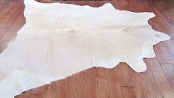 Cow-hide-rug-Rustic-Home-Decor-Guide